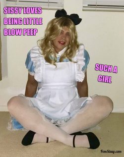 Sissy loves being Little Blow Peep