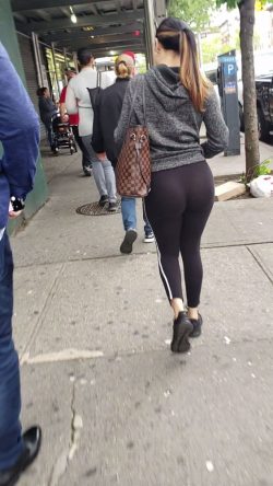 Visible panty lines in the big city