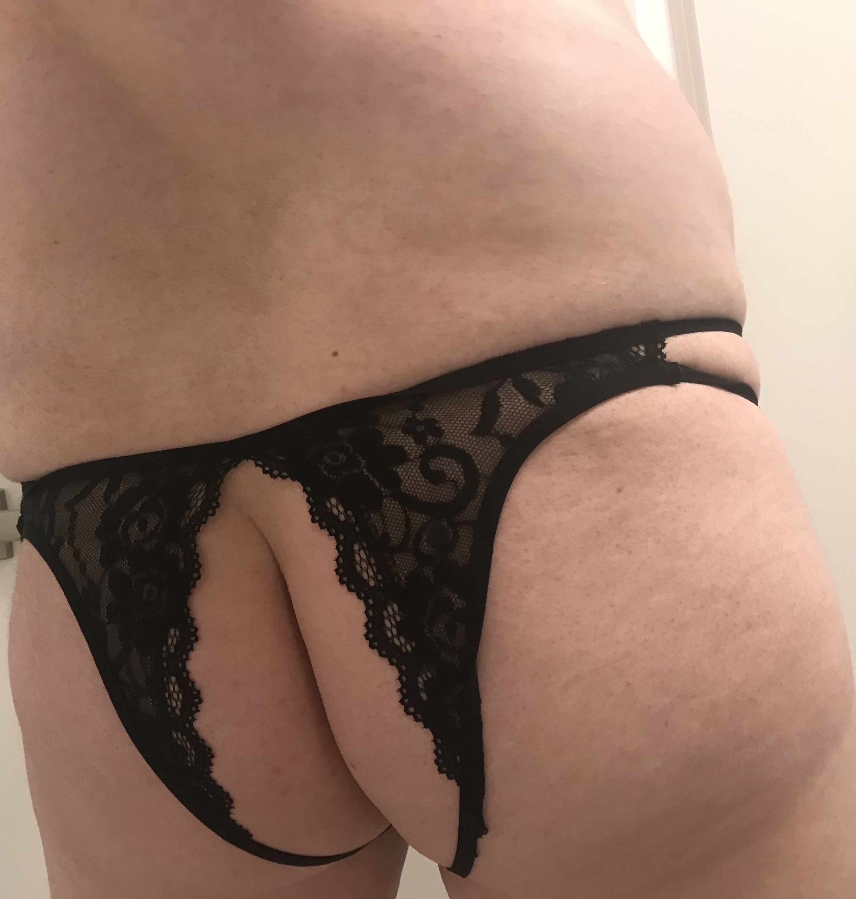 Crotchless panties are perfect for a bi cuckold like you, cucky!
