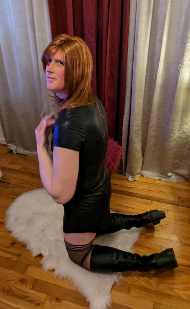 Sissy Ginger Freakden