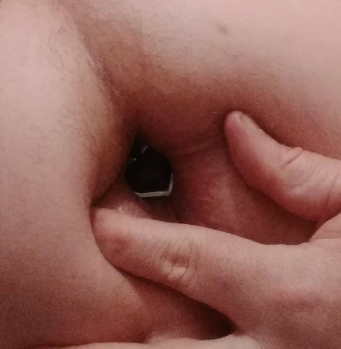 I am a fat ugly Sissy begginer. Share and expose me . No going back