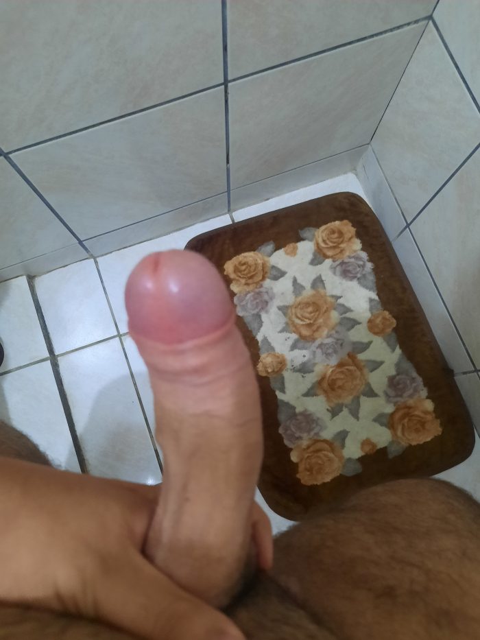 Rate my cock pretty please 🥺 1-10