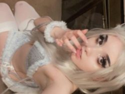 Naughty new e-girl streams for gooners, cuckolds and more