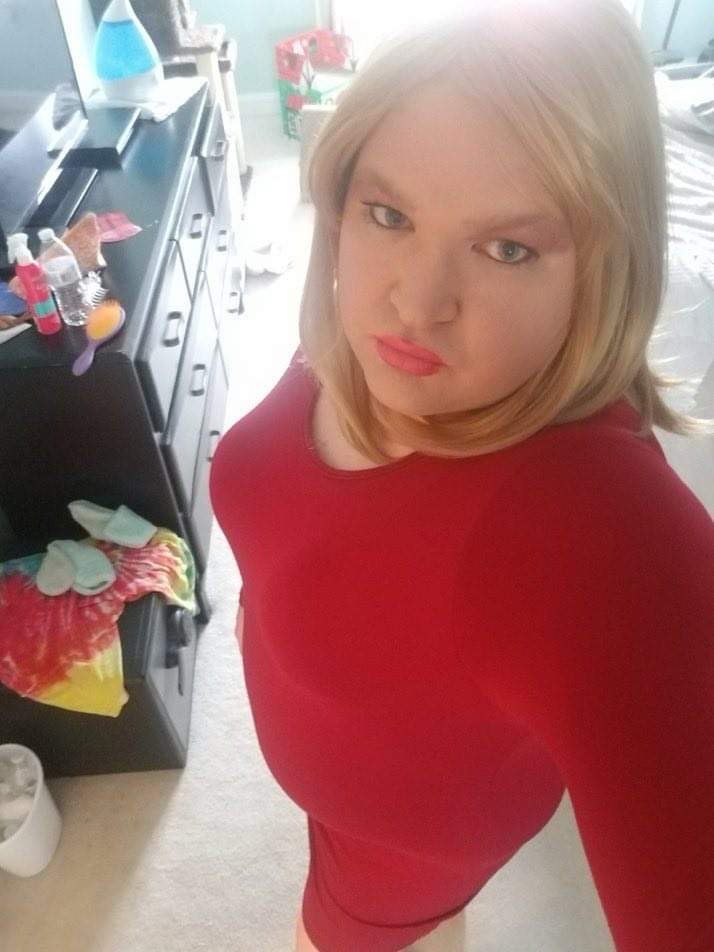 Sissy ashlei she’s a cock hungry faggot she wants to be exposed everywhere on google help  ...