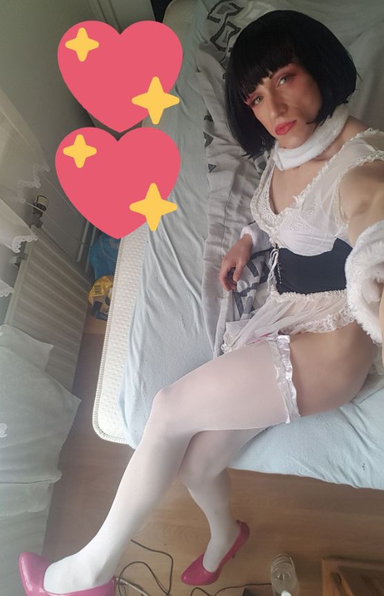 Kamila submissive sissy slut living in Nederland