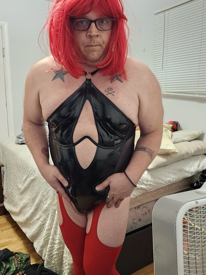 Sissy CindyLeggs exposed