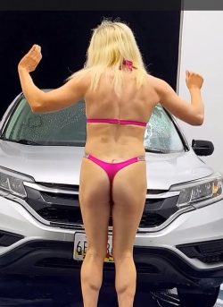 Denver Shoemaker shaking thong cheeks for guys at the car wash