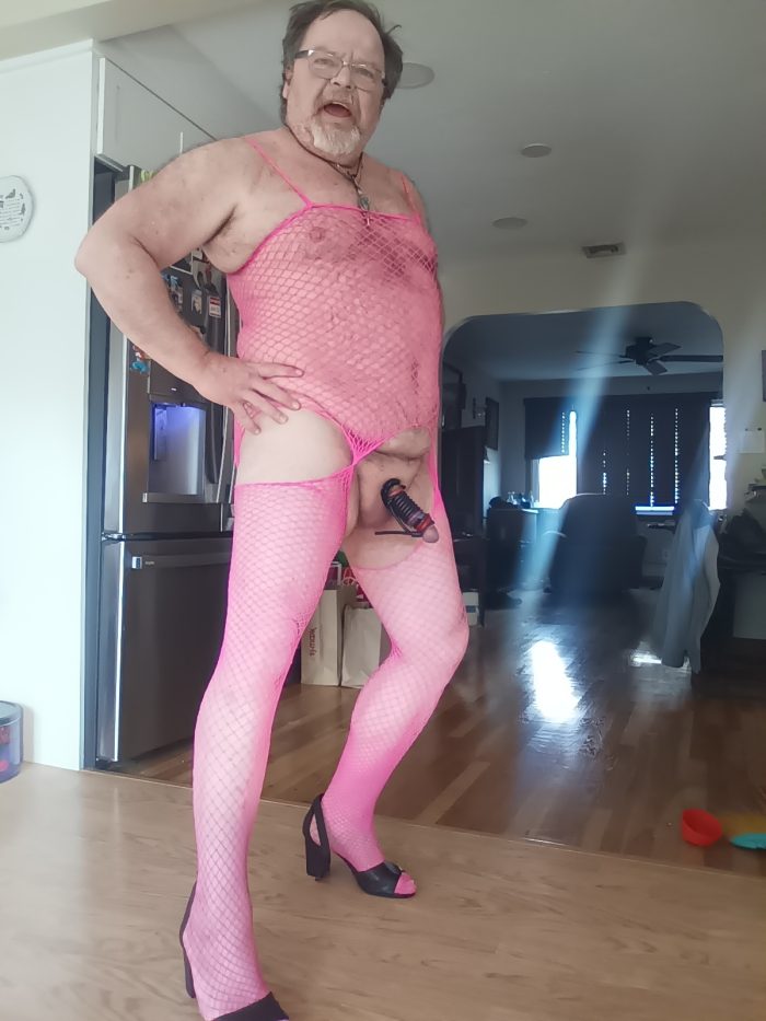 Daddyfuckpig in stretch my cock