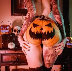 Big tasty jack o lantern booty