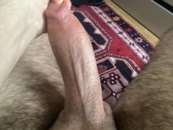 DM me if u think u can take my huge 8.5 inch cock, 😉