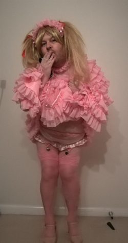 Sissy slut Pete from Glasgow.