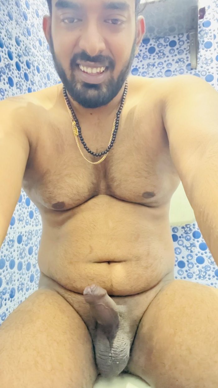 Desi indian nude selfie