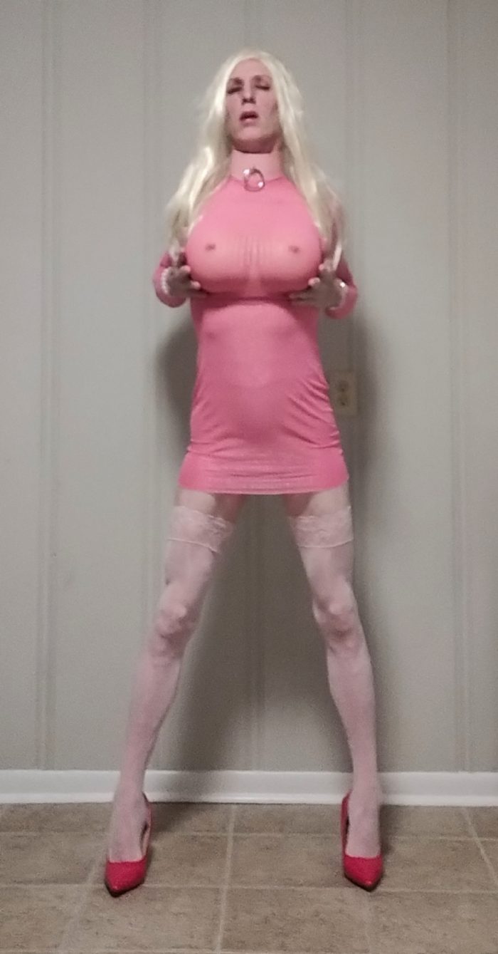 Busty Bimbo Barbie Fuckdoll